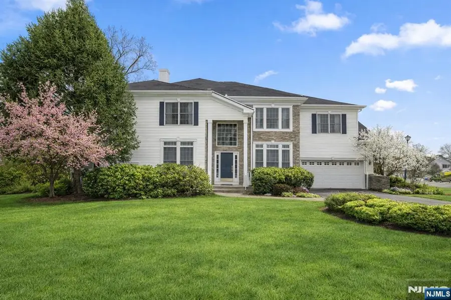 48 Bovensiepen Court, Roseland, NJ 07068 - #2