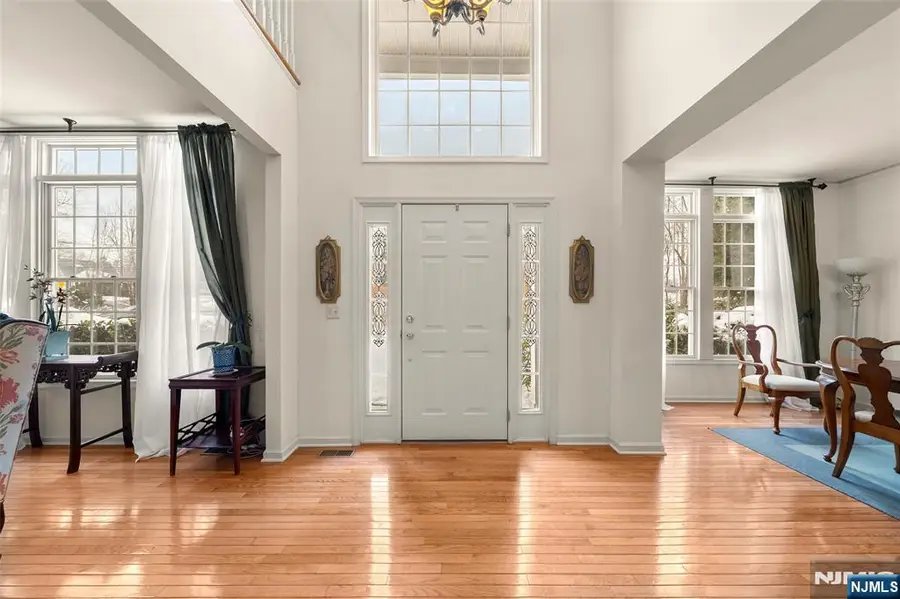 48 Bovensiepen Court, Roseland, NJ 07068 - #3