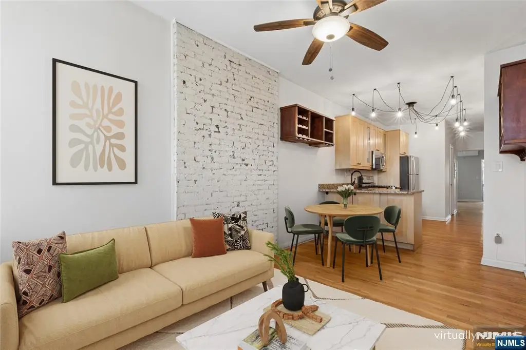 124 Madison Street A, Hoboken, NJ 07030 - #1