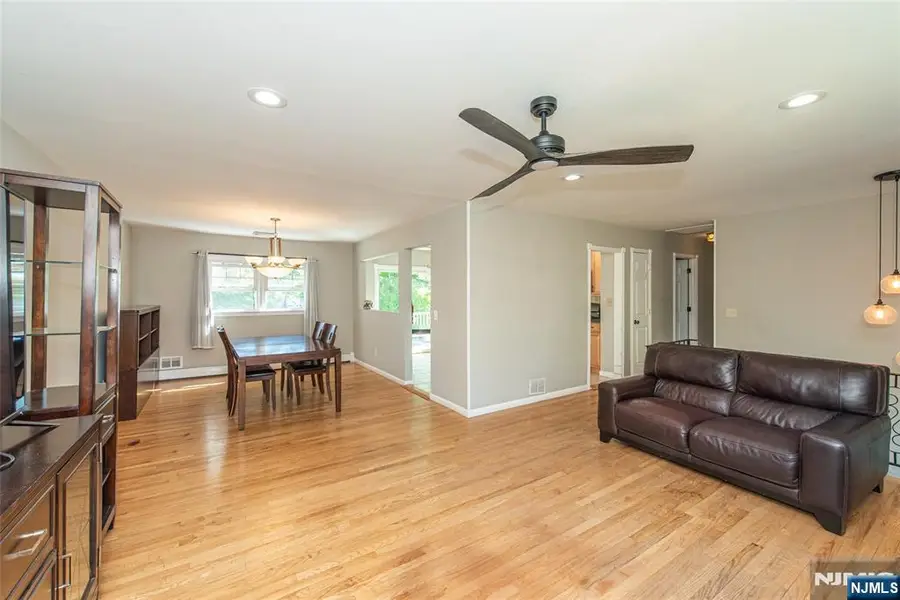 6 Beaumont Place, Whippany, NJ 07981 - #3