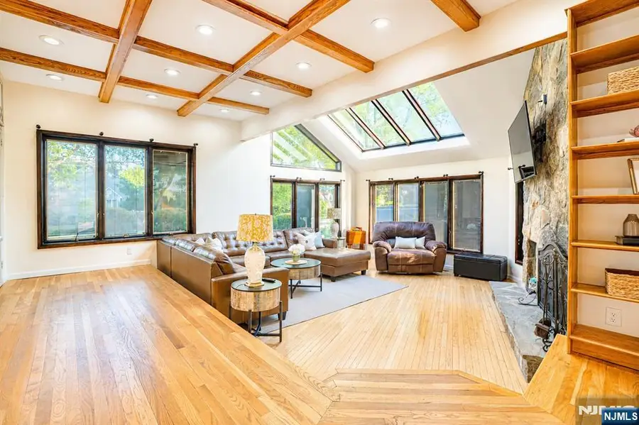 135 Ridge Road, Nutley, NJ 07110 - #2
