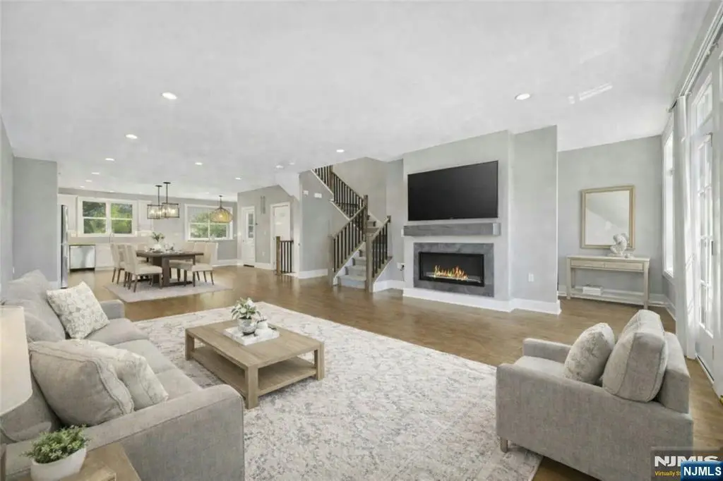 33 Cranberry Lane 17, Montvale, NJ 07645 - #1