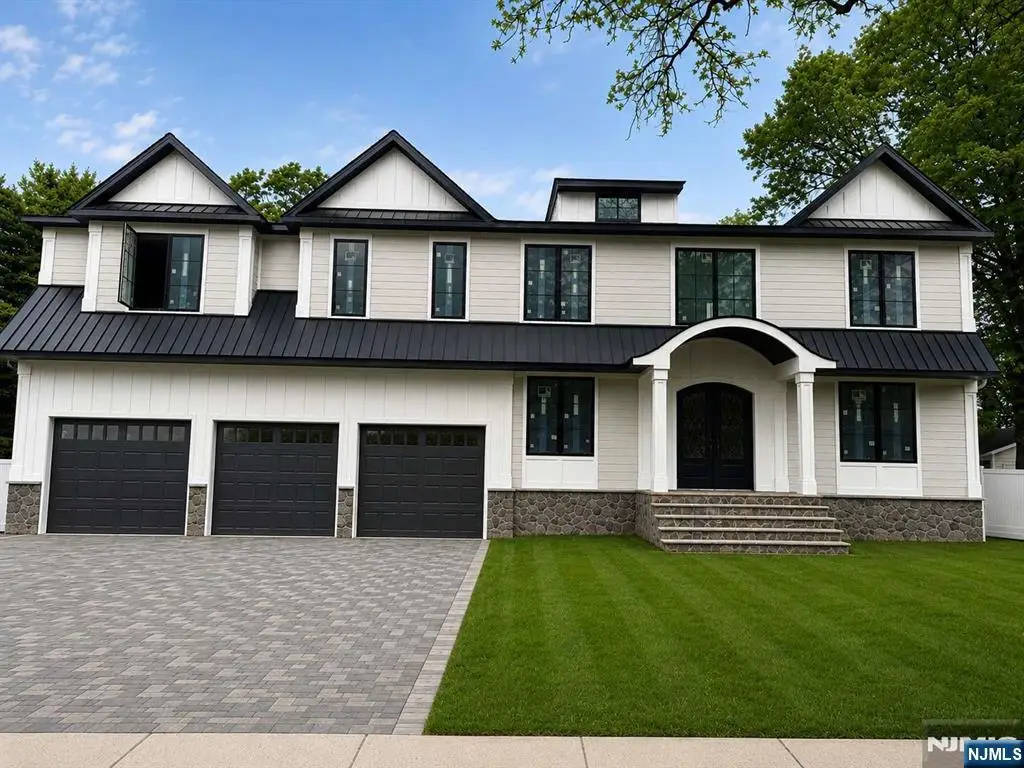 208 Wilsey Court, Paramus, NJ 07652 - #1