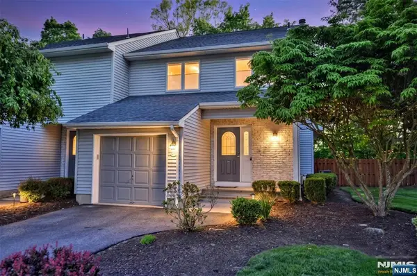 5 Hansen Place, Wayne, NJ 07470