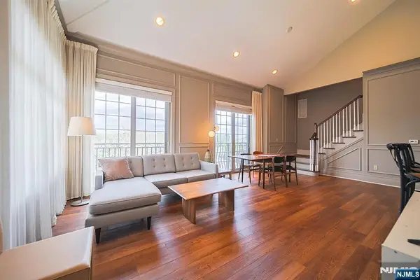 1302 The Plaza 1302, Tenafly, NJ 07670