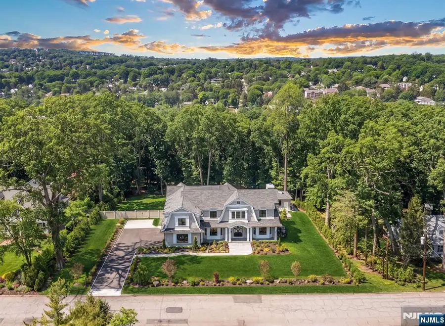 396 Knollwood Road, Ridgewood, NJ 07450 - #2