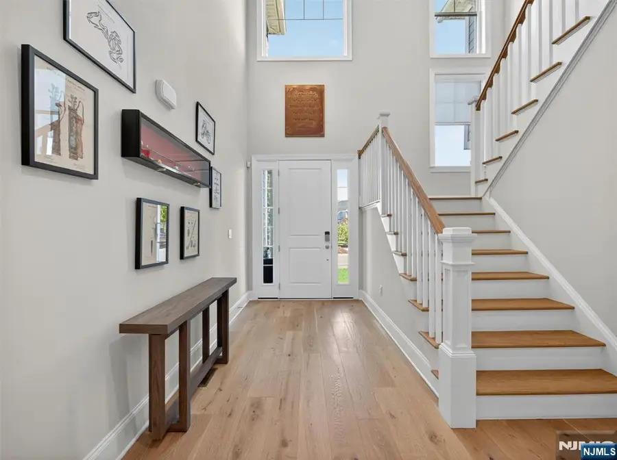19 Woodmont Circle, River Vale, NJ 07675 - #3