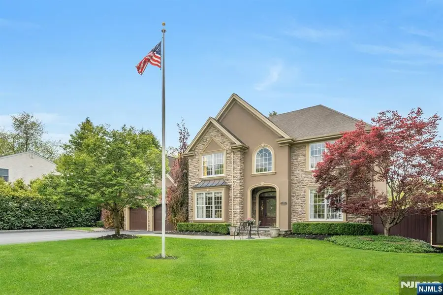 303 Rockland Avenue, River Vale, NJ 07675 - #2