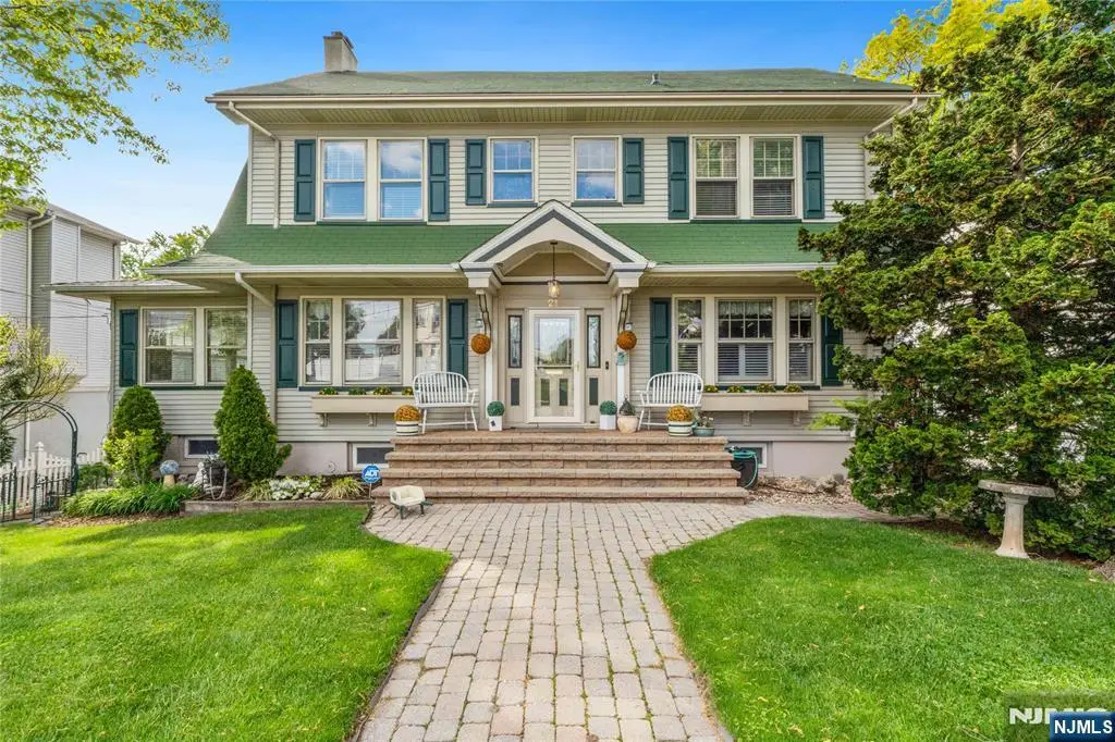 23 Pleasant Place, Kearny, NJ 07032 - #1