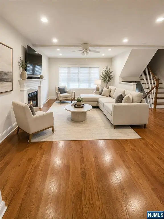13 Canterbury Lane, New Milford, NJ 07646 - #3