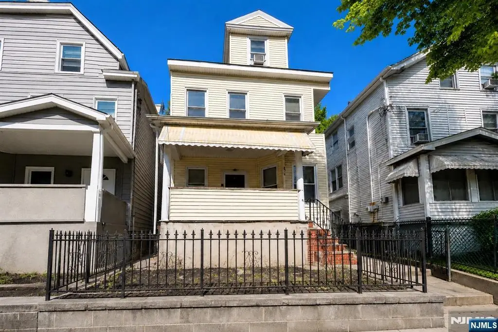 674 24th Street, Paterson, NJ 07504 - #1