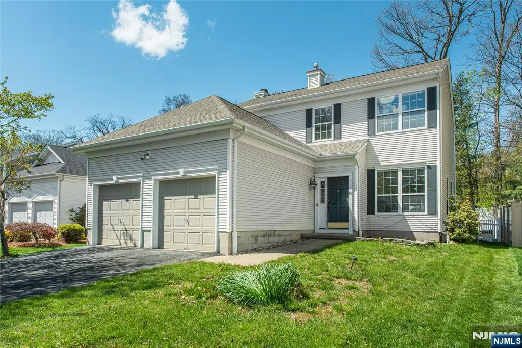 16 Indian Spring Drive, Oak Ridge, NJ 07438 - #1