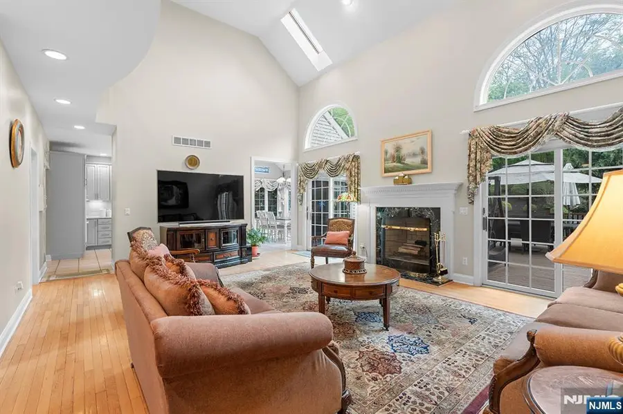 51 Nicole Drive, Denville, NJ 07834 - #3