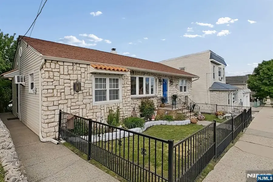 249 Bergen Avenue, Kearny, NJ 07032 - #3