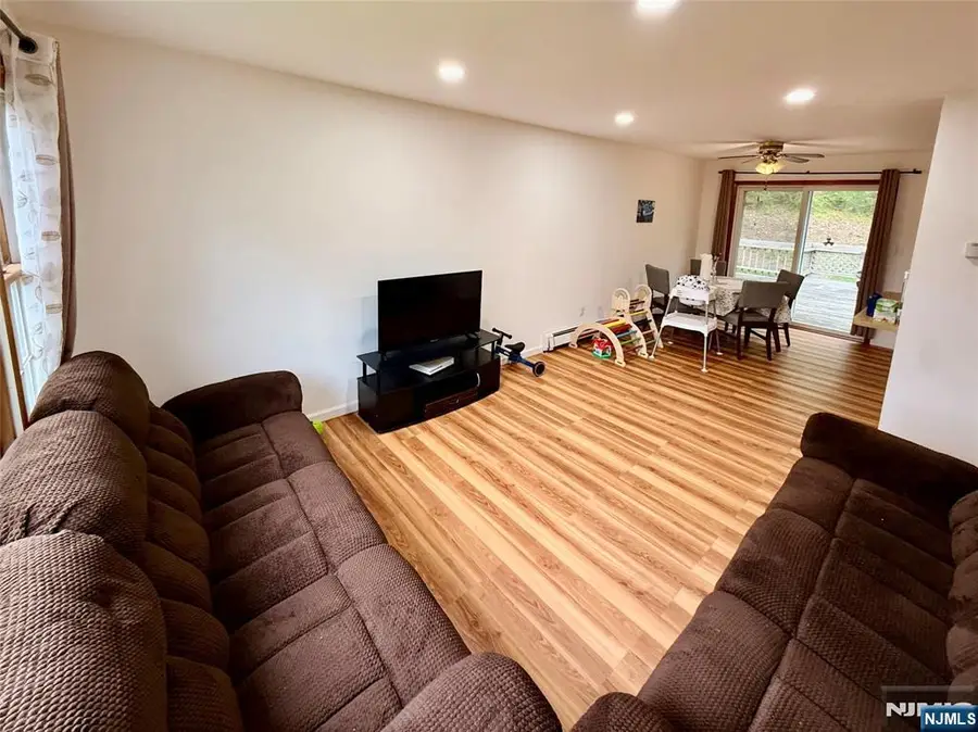 154 Cork Hill, Franklin, NJ 07416 - #2