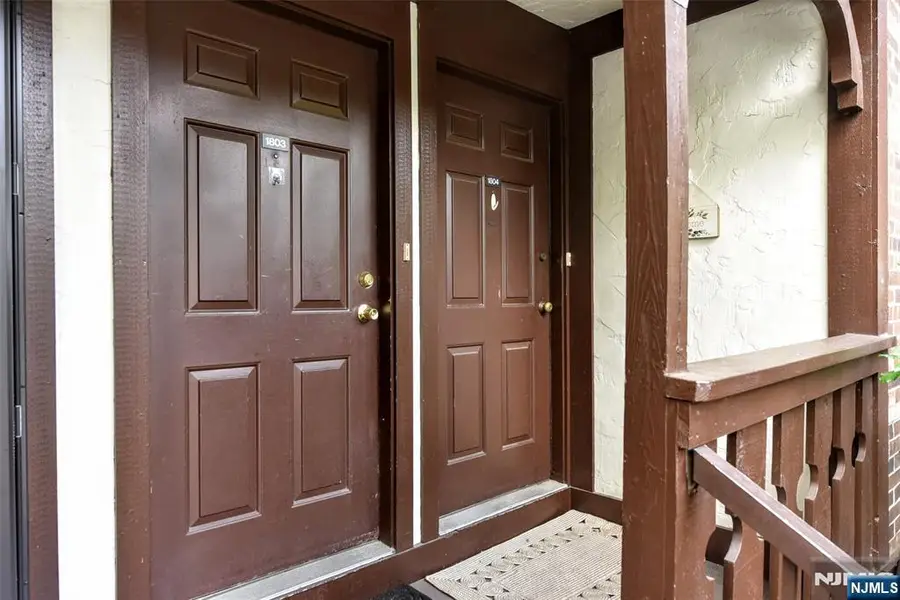 1804 Faulkner Court, Mahwah, NJ 07430 - #2