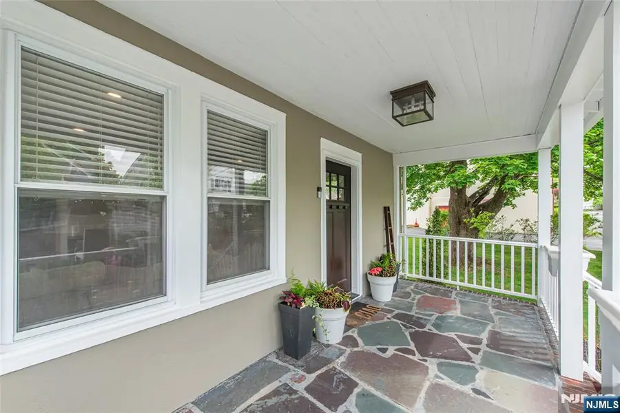 6 Maple Street, Bernardsville, NJ 07924 - #3