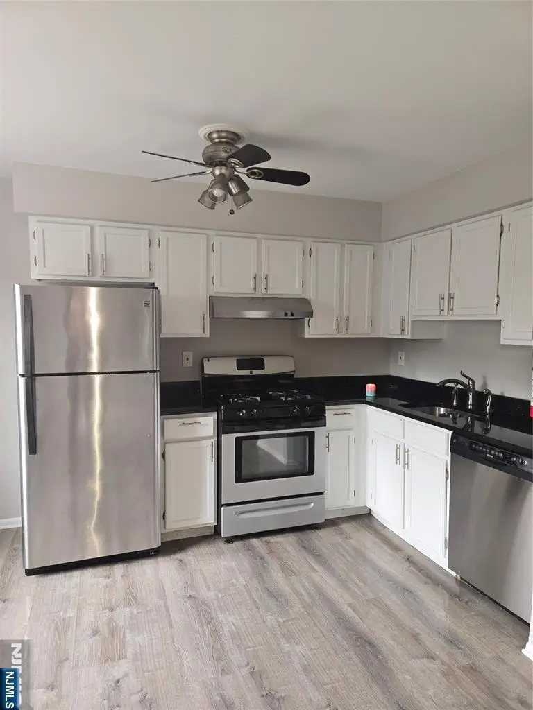 700 Schuyler Avenue D-13, Kearny, NJ 07032 - #1