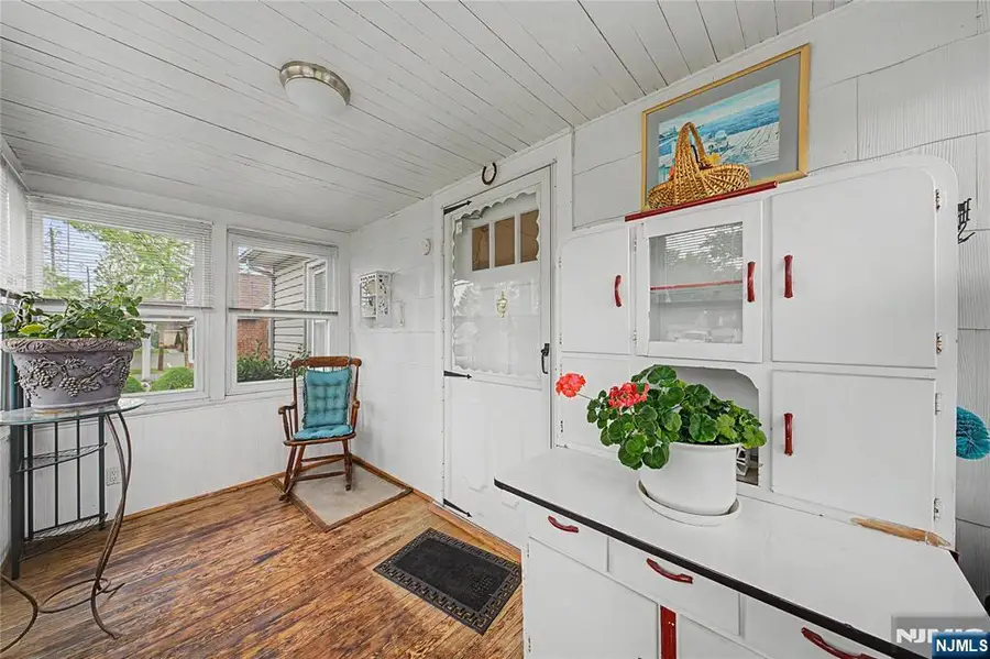287 Madison Avenue, New Milford, NJ 07646 - #3