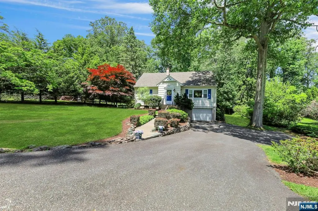 522 Helena Avenue, Wyckoff, NJ 07481 - #1