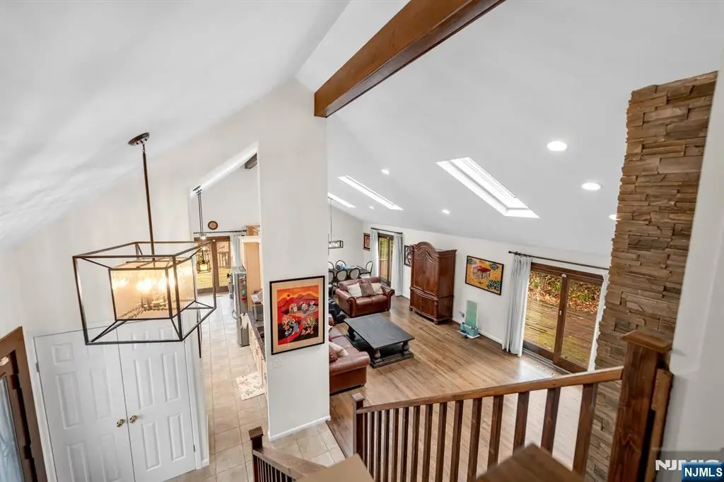 37 Berkshire Road, Woodcliff Lake, NJ 07677 - #1
