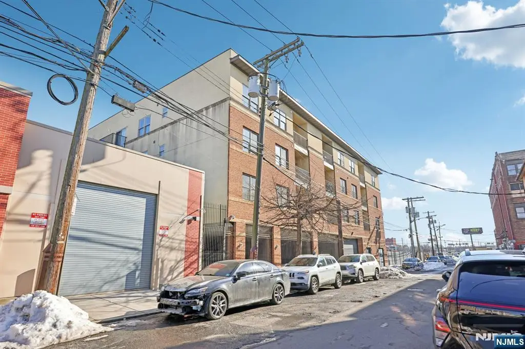 15-19 Tichenor 407, Newark, NJ 07112 - #1