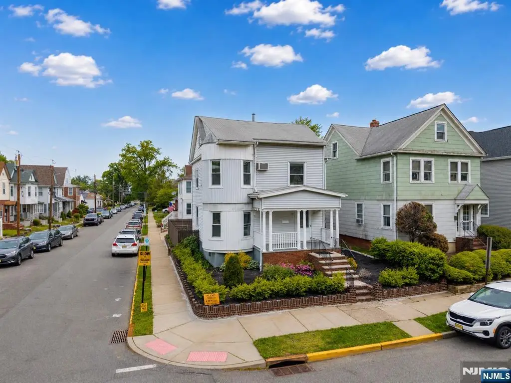 208 Greylock Parkway, Belleville, NJ 07109 - #1