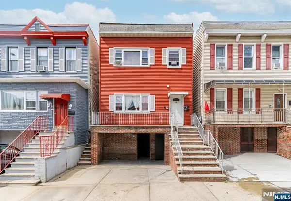 161 Seaview Avenue, Jersey City, NJ 07305
