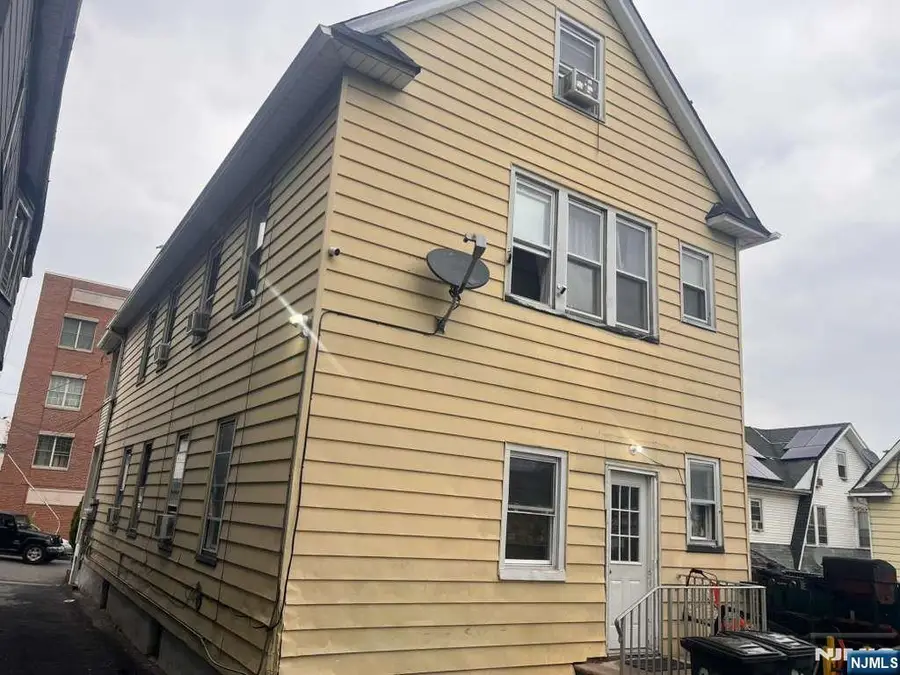 88 Genessee Avenue, Paterson, NJ 07503 - #2