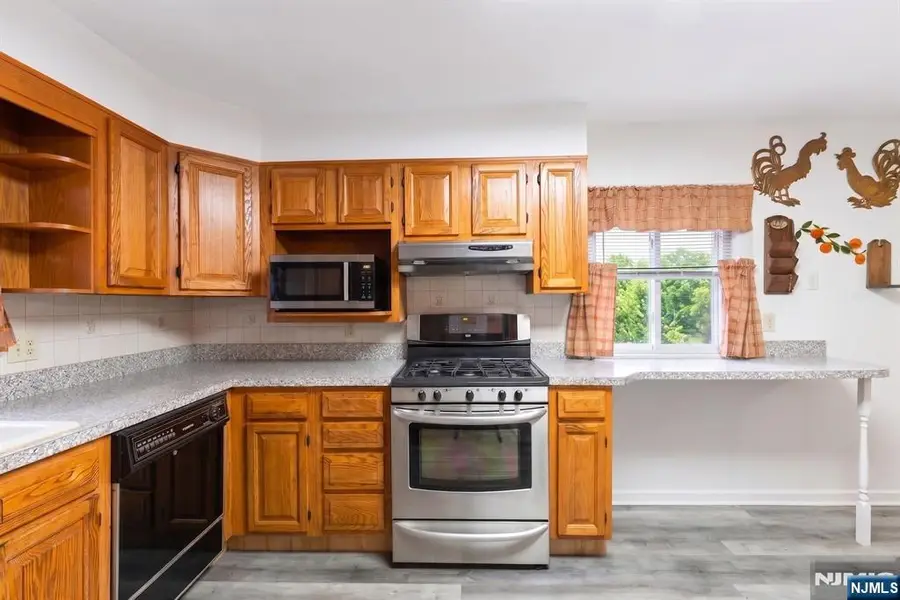 520 26th Street, Union City, NJ 07087 - #2