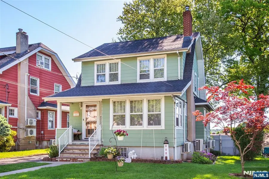 1265 Longfellow Avenue, Teaneck, NJ 07666 - #2