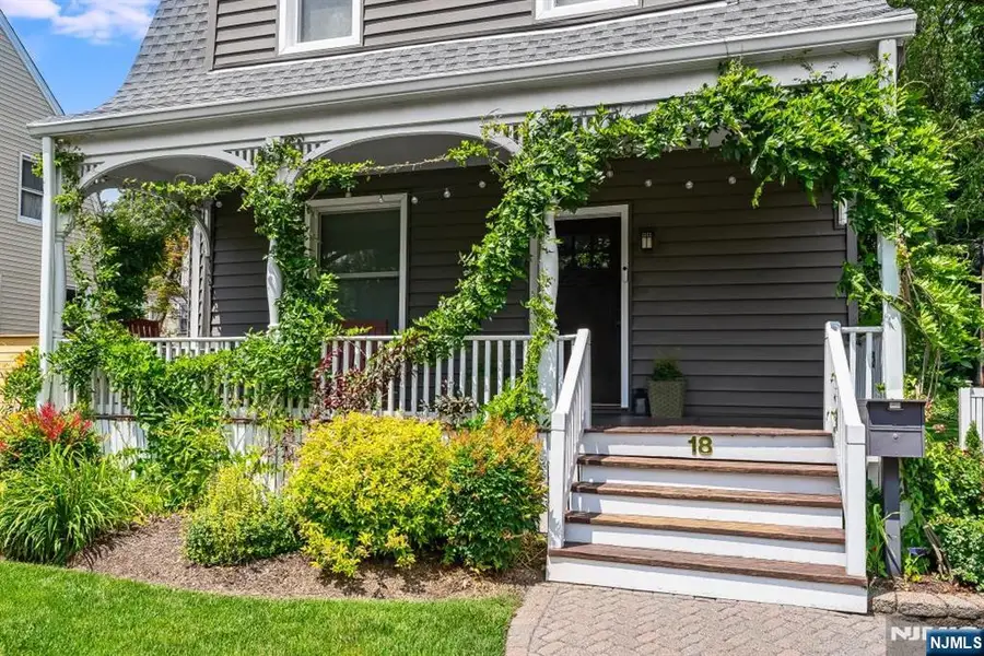 18 Gardiner Place, Montclair, NJ 07042 - #3