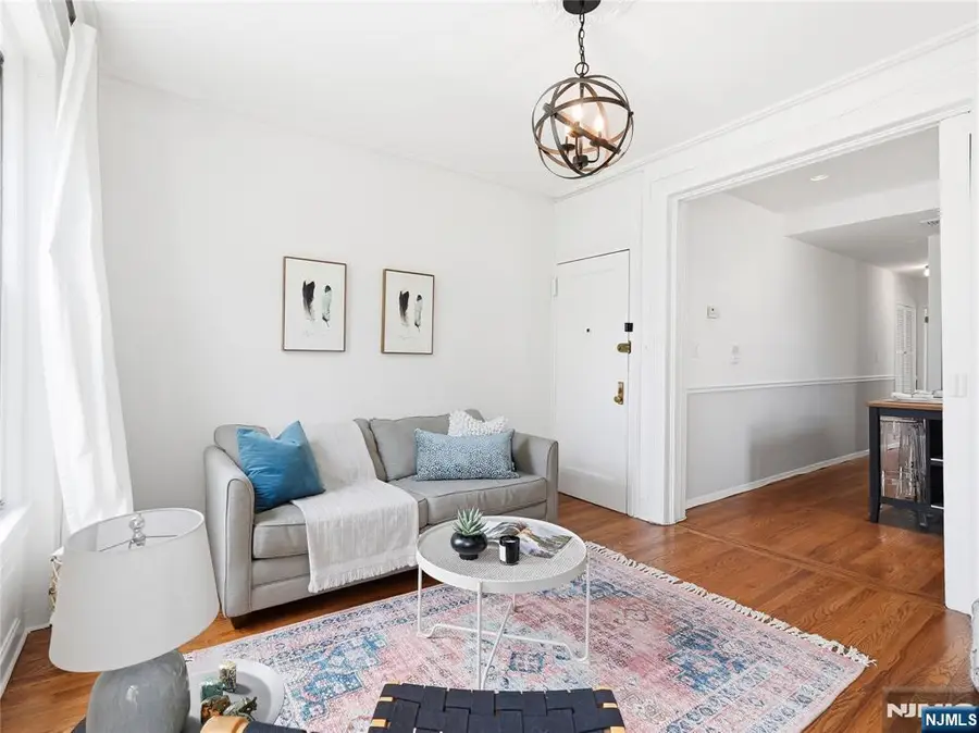 264 3rd Street 2R, Jersey City, NJ 07302 - #3