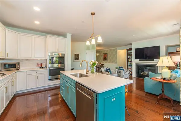3 Pebble Road D1, Woodland Park, NJ 07424