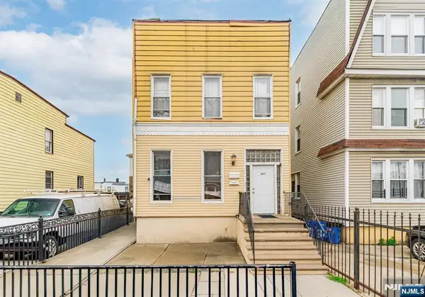 307 Old Bergen Road, Jersey City, NJ 07305