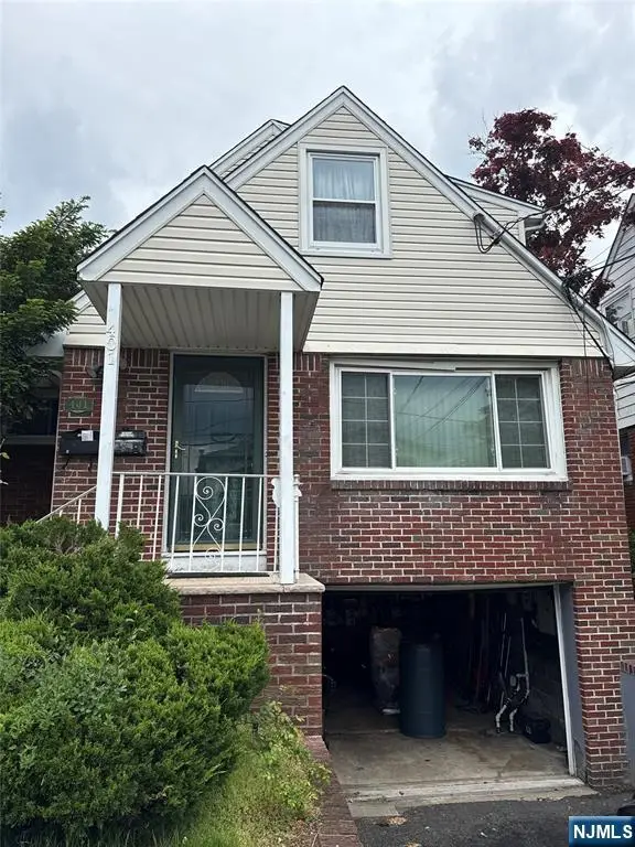 401 Chestnut Avenue, South Hackensack, NJ 07606 - #1