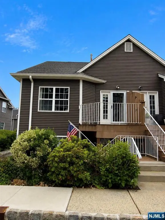 20 Midland Avenue H2, Kearny, NJ 07032