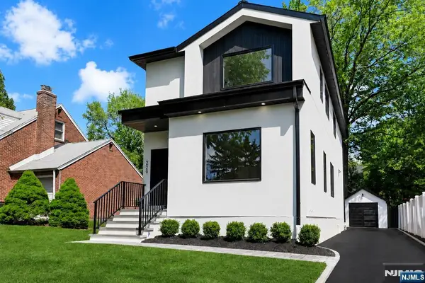 229 Hickory Avenue, Tenafly, NJ 07670