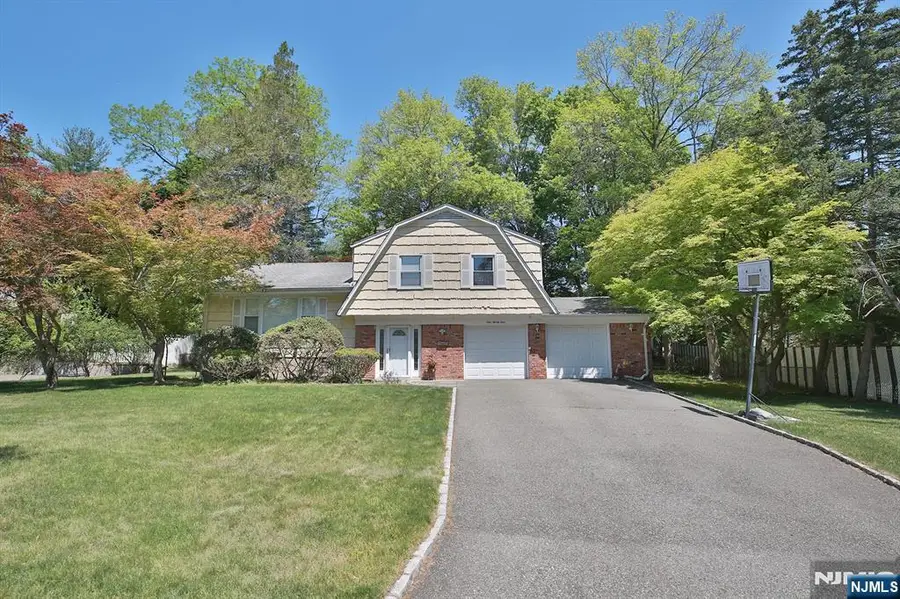 124 Lenox Avenue, Demarest, NJ 07627 - #2