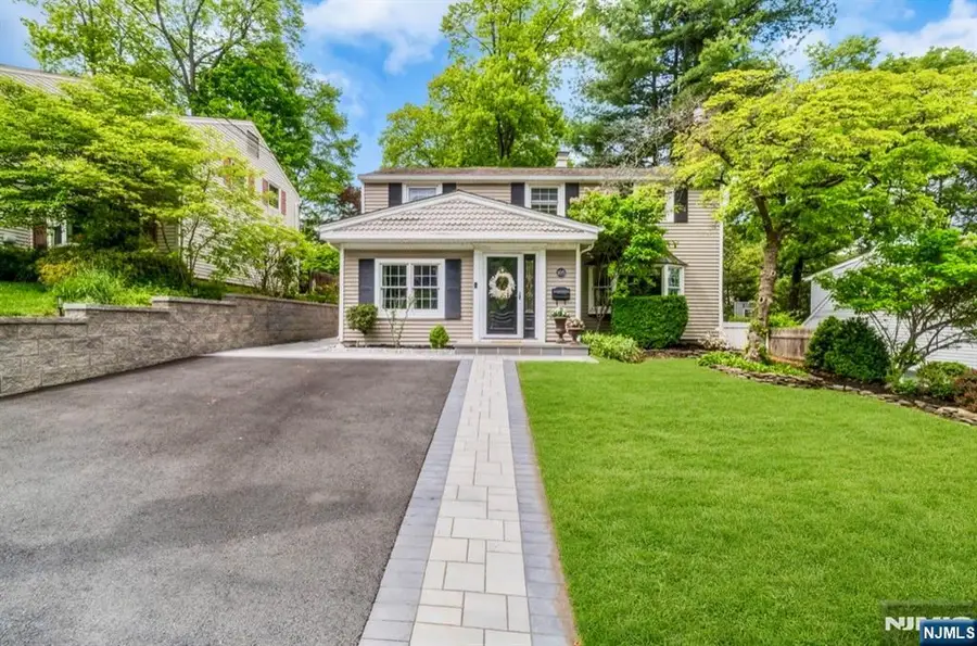 105 Bergen Avenue, Waldwick, NJ 07463 - #3