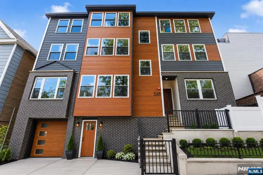 2249 John F Kennedy Boulevard, Jersey City, NJ 07304 - #2