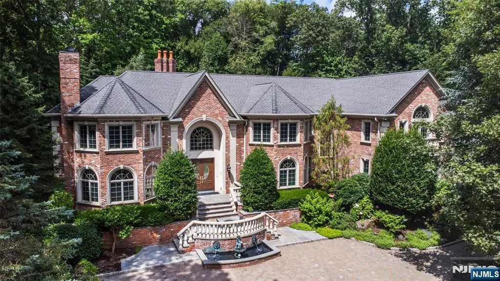 6 Adams Road, Saddle River, NJ 07458 - #1