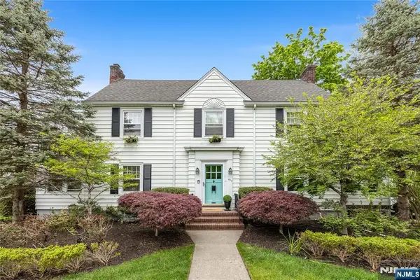 403 Colonial Road, Ridgewood, NJ 07450