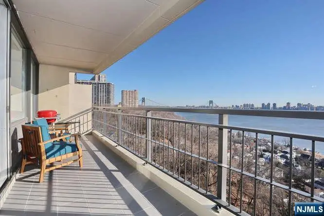 4 Horizon Road 1027, Fort Lee, NJ 07024 - #3