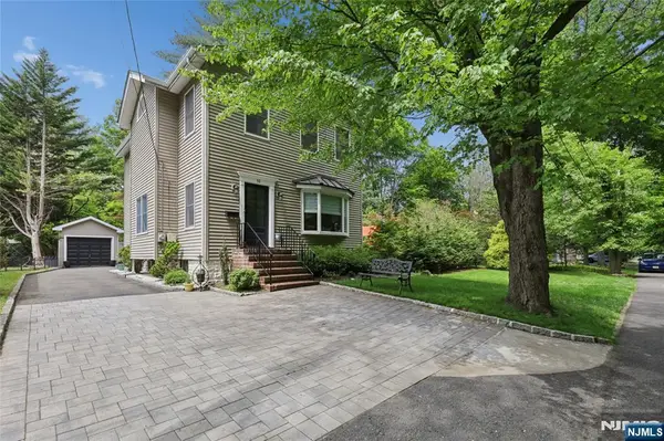 50 Whitman Street, Haworth, NJ 07641