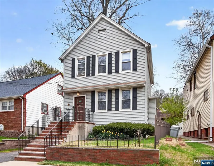 31 5th Street, Ridgefield Park, NJ 07660 - #3