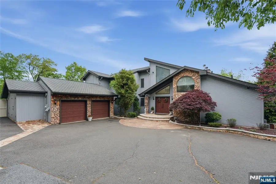 89 Columbus Avenue, Totowa, NJ 07512 - #2