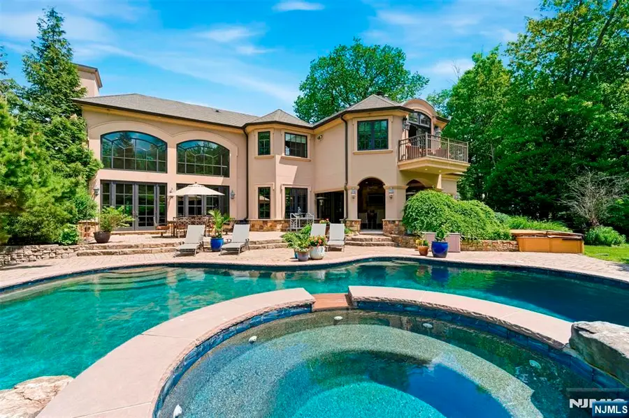 70 Oak Drive, Upper Saddle River, NJ 07458 - #2