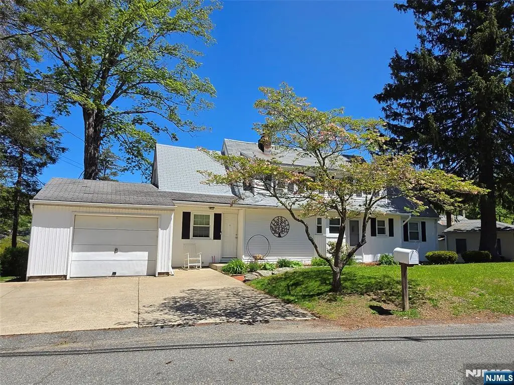 32 Telemark Road, Lake Telemark, NJ 07866 - #1