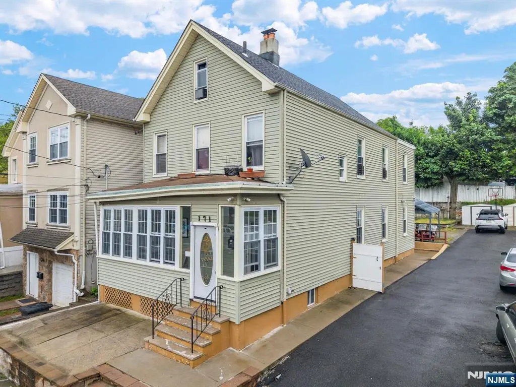 171 Burgess Place, Passaic, NJ 07055 - #1